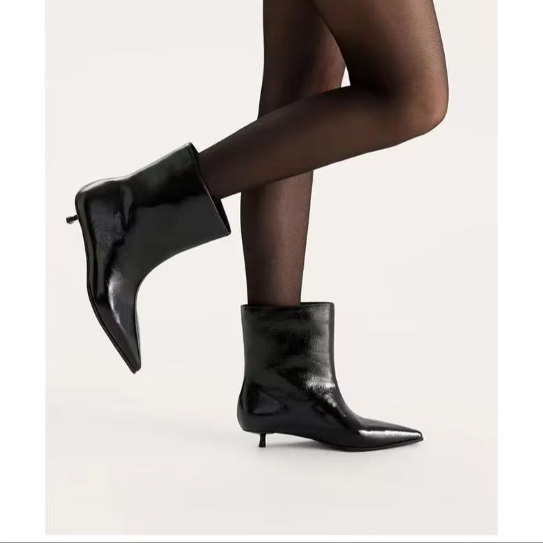 Leather Classic Strap - Novas Botas de Cano Curto de