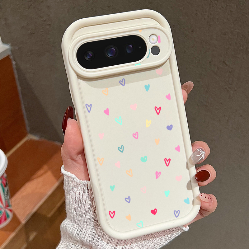 Capa macia colorida de coraçõe - Google Pixel 9 avaliação e preço
