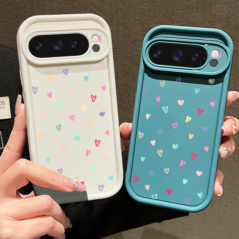 Capa macia colorida de coraçõe - Google Pixel 9 avaliação e preço