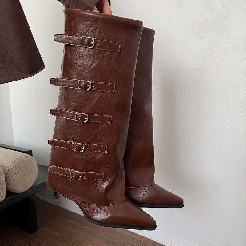 Novas Botas de Bico Fino para  - Leather Classic Strap avaliação e preço
